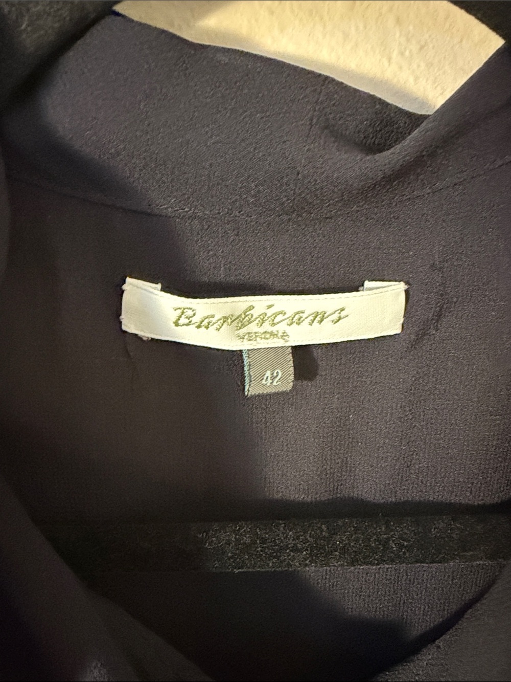 Barbicans Verona 100% Silk Black Sleeveless Tie-Neck Blouse Size 42 (US 6) - Picture 2 of 7